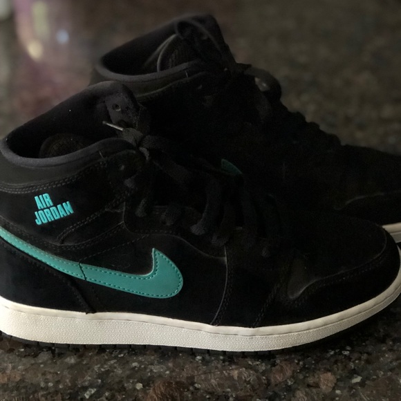 SOLD!!!!! Kids Air Jordan 1 Retro - Picture 2 of 7